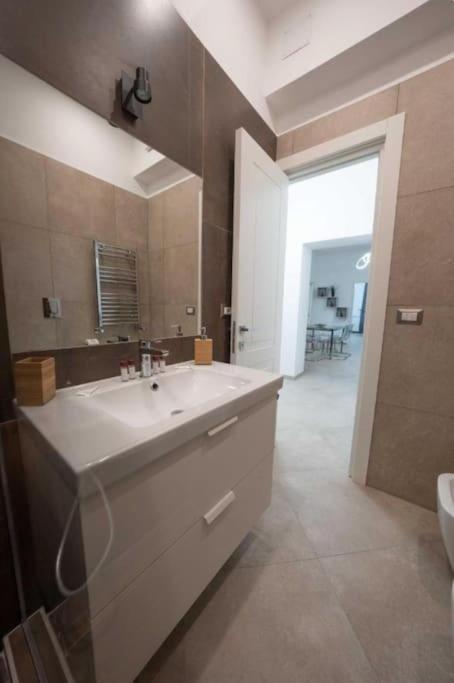 Apartment Chiaia 74 House Naples