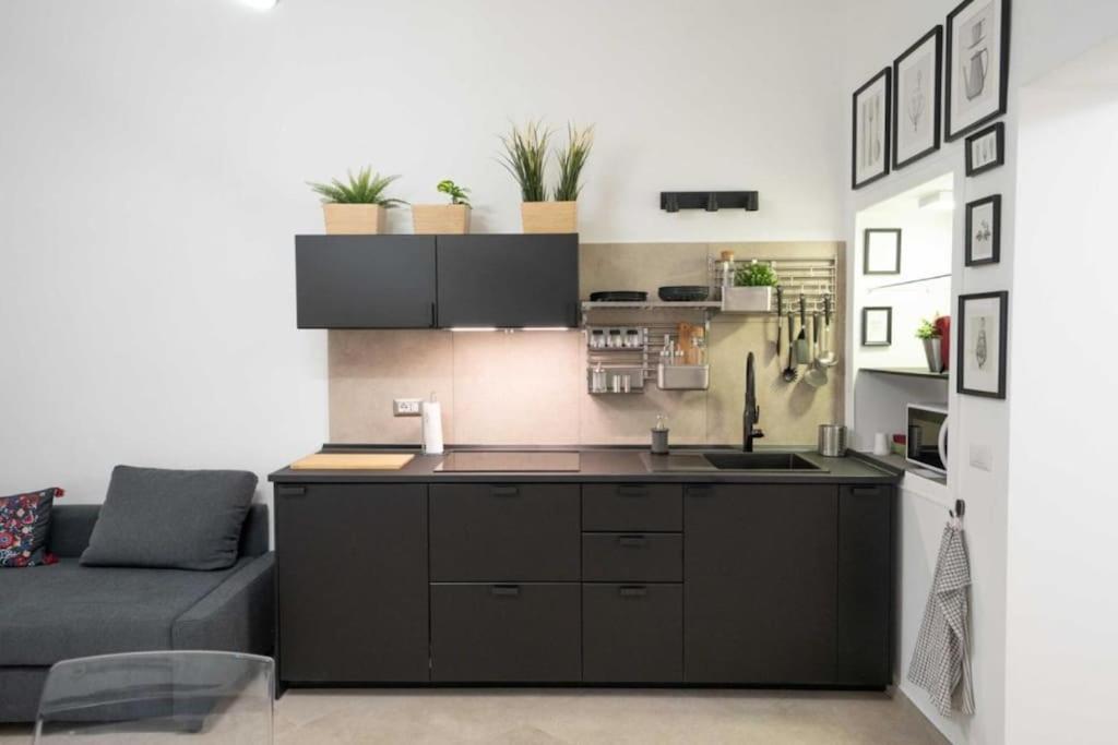 Apartment Chiaia 74 House Naples